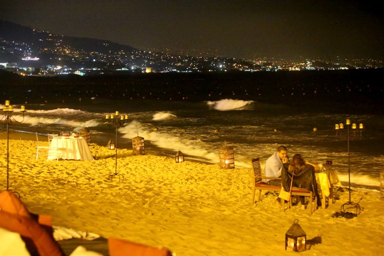 Romantic Dinner at Edde Sands